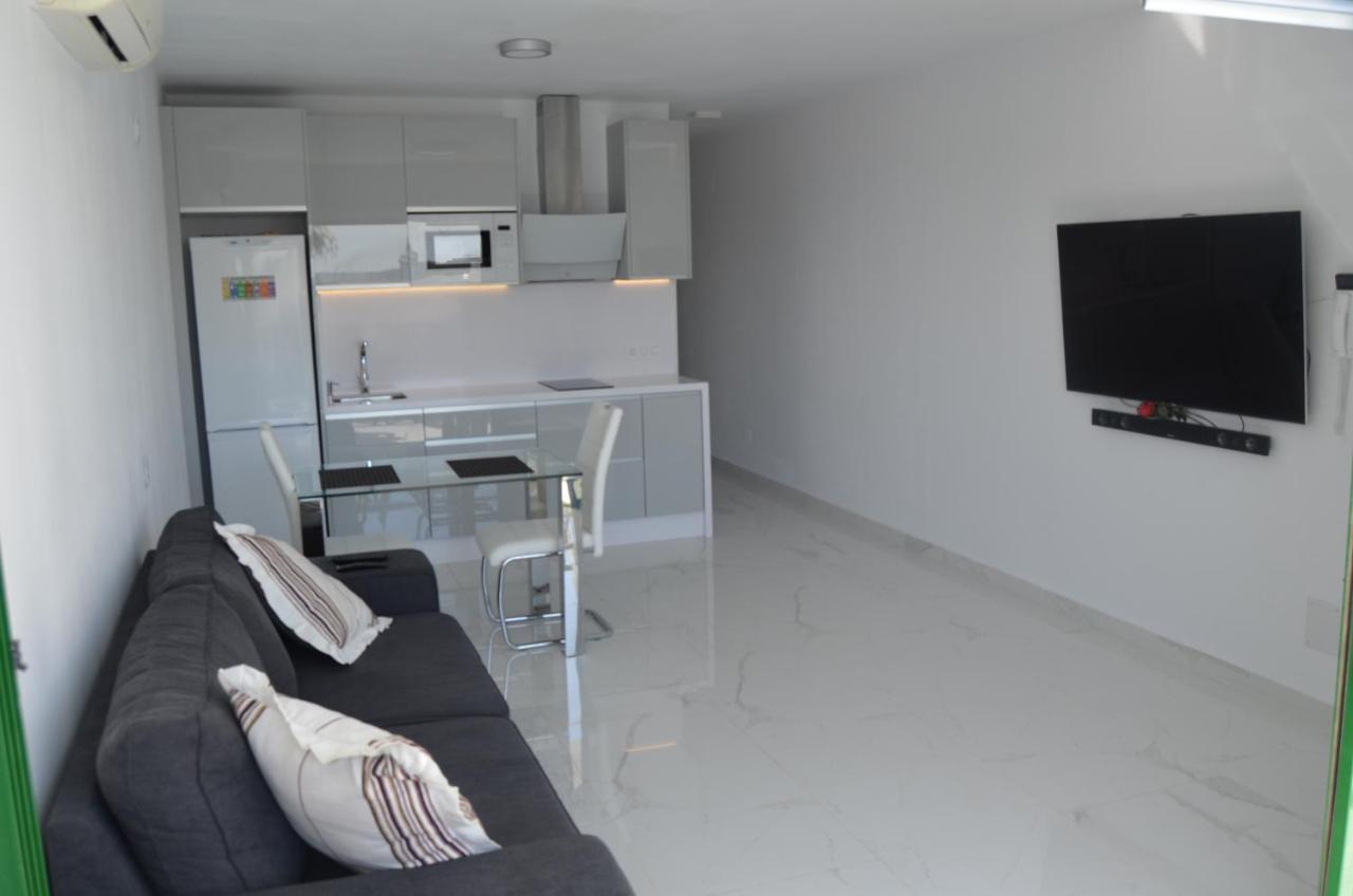 Modern Quiet Apartament Beach Front San Bartolomé Eksteriør bilde