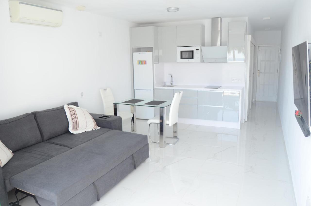 Modern Quiet Apartament Beach Front San Bartolomé Eksteriør bilde